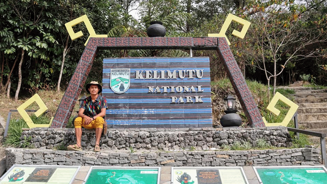 Kalimutu National Park in Ende